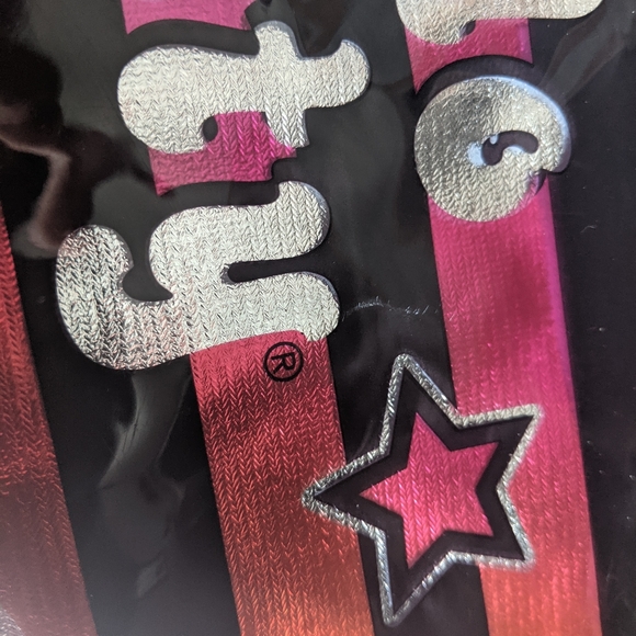 Hello Kitty Messenger Bag - Picture 8 of 8